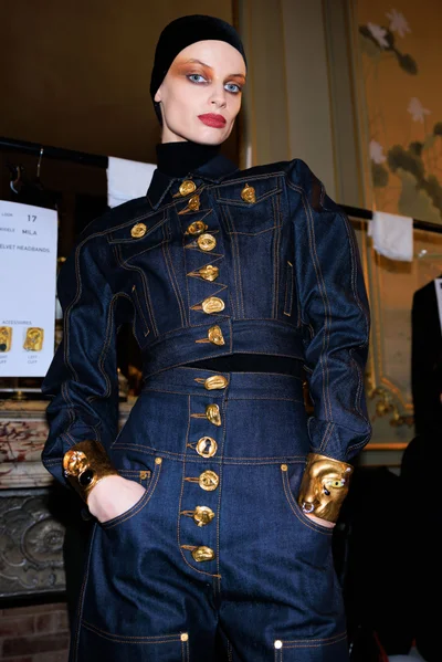 Look 8